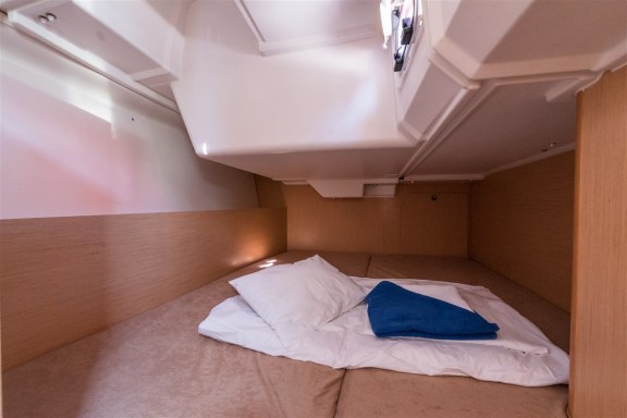 Image of Rusalka yacht #21