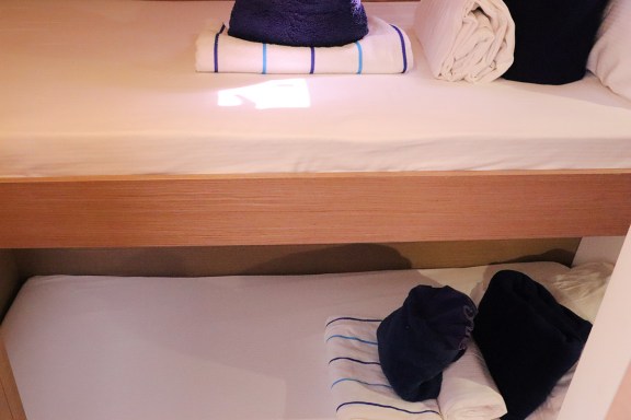 Image of No Shoes yacht #27