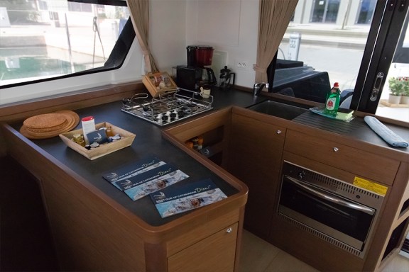 Image of Dioni yacht #37