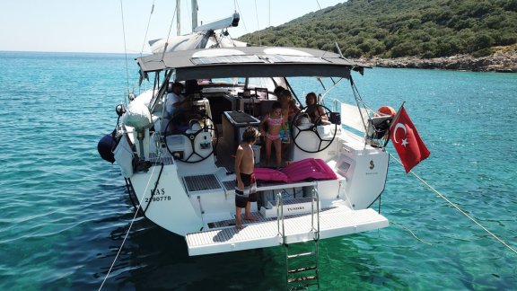 Image of Tundra yacht #9