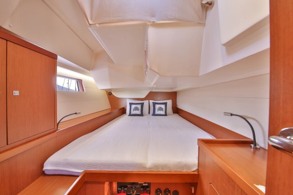 Image of Tundra yacht #26