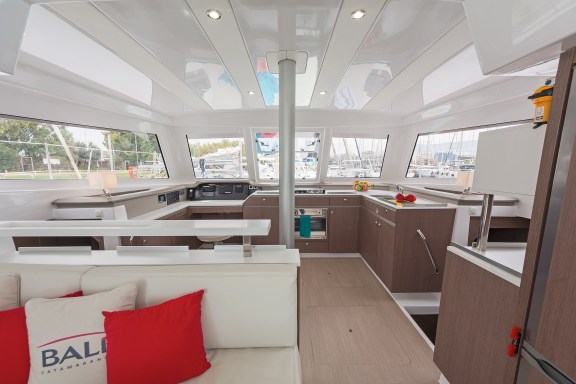 Image of Mediteo yacht #9