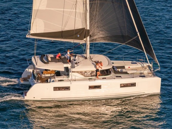 Image of Sundowner yacht #10