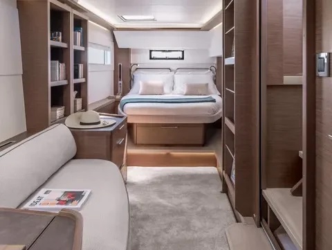 Image of Sundowner yacht #13