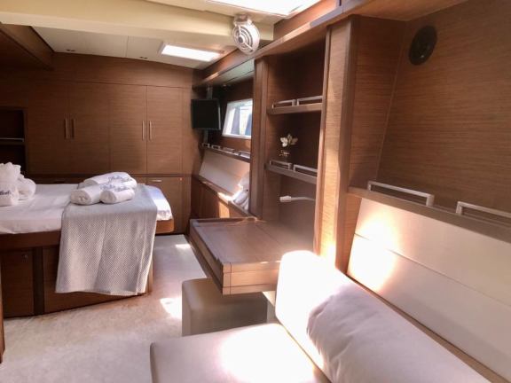 Image of Atlantis yacht #37