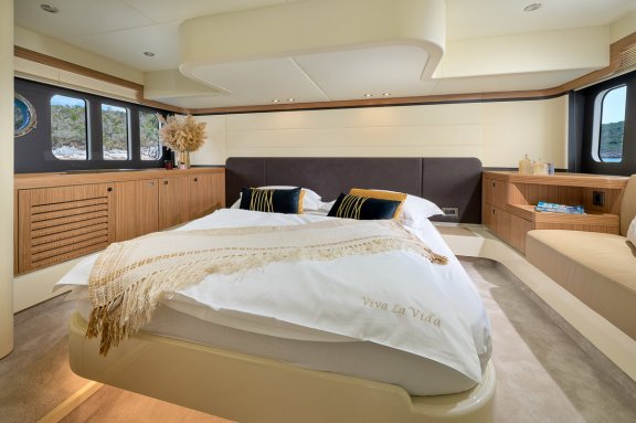 Image of Viva La Vida yacht #25