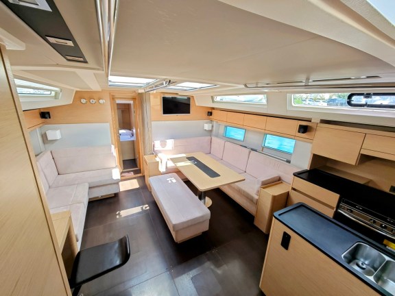 Image of Lady Ardea yacht #8