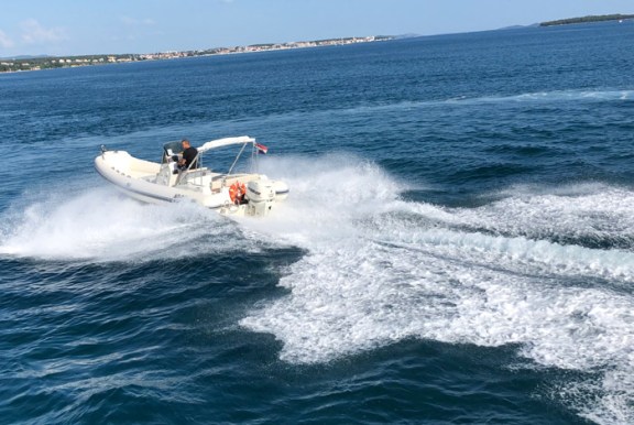 Image of Black Fin yacht #5