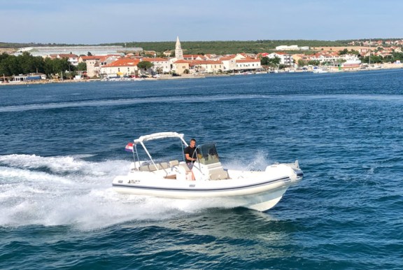 Image of Black Fin yacht #2