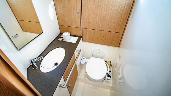 Image of Amsterdam yacht #17