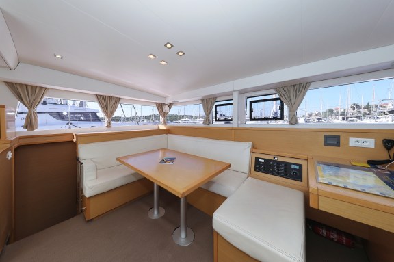 Image of Kinga V yacht #15