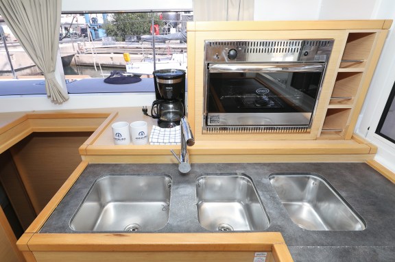 Image of Kinga V yacht #35