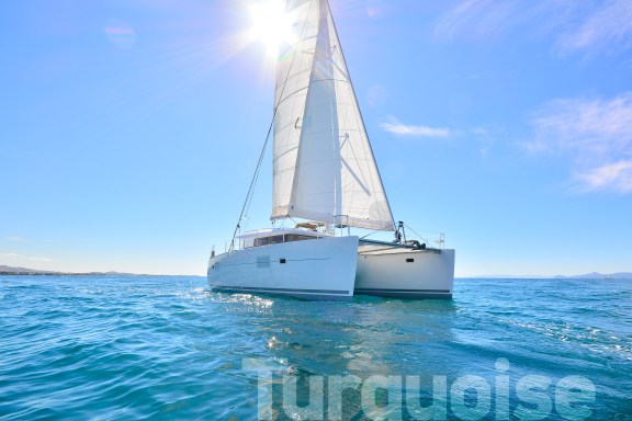 Image of Turquoise yacht #33