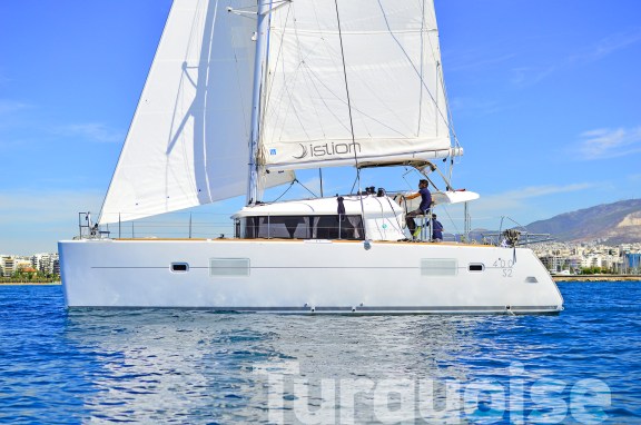 Image of Turquoise yacht #43