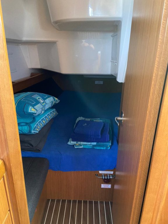 Image of Into the Blue yacht #9