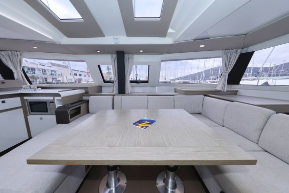 Image of Sun Office yacht #11
