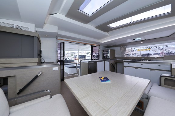 Image of Sun Office yacht #12