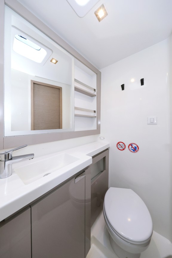 Image of Sun Office yacht #32