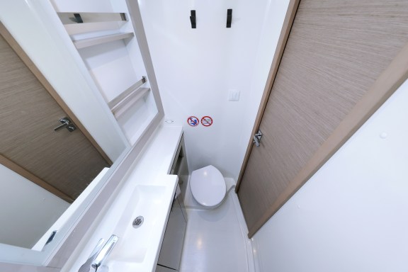 Image of Sun Office yacht #35