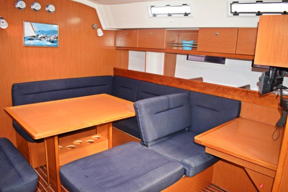 Image of Tiha yacht #9