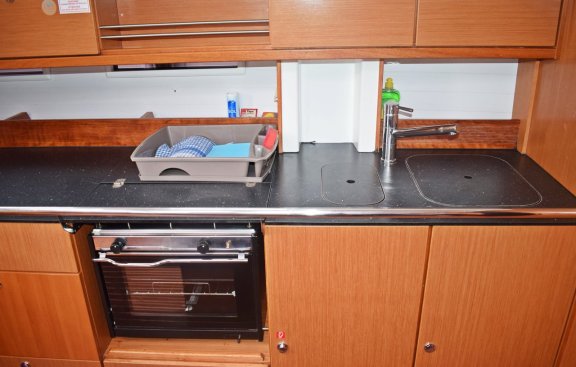 Image of Tiha yacht #12