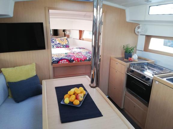 Image of Yoda yacht #9