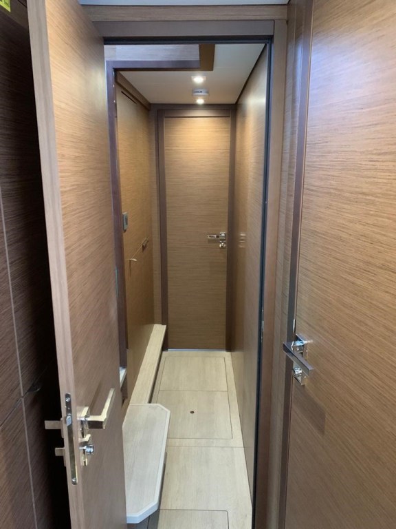 Image of White Pearl yacht #21