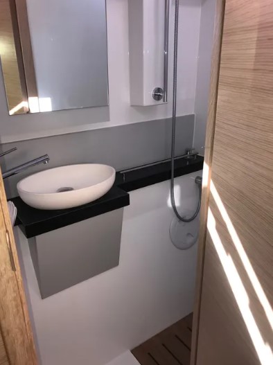 Image of Lost Cat yacht #5