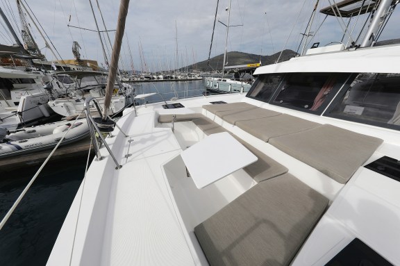 Image of Hi Friends yacht #11