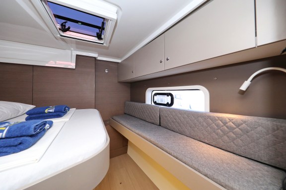 Image of Hi Friends yacht #30