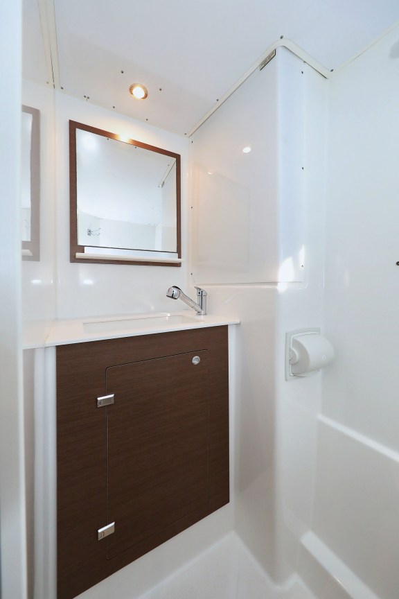 Image of Hi Friends yacht #37