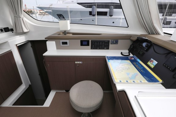 Image of Hi Friends yacht #42