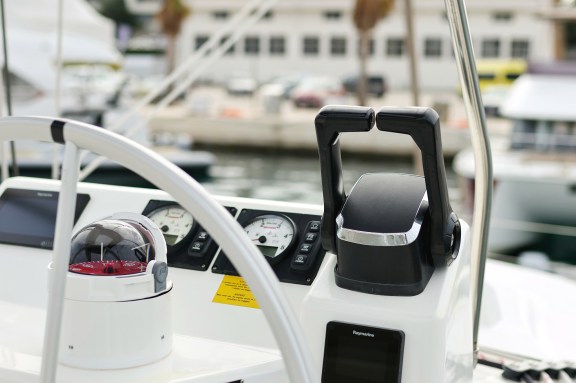 Image of Hi Friends yacht #46