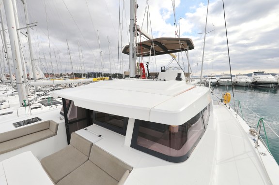 Image of Triton yacht #12