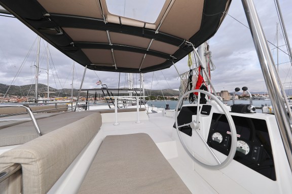 Image of Titan yacht #8