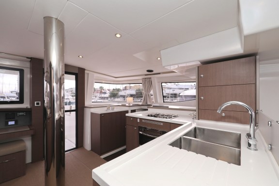 Image of Titan yacht #19