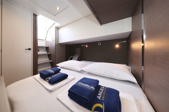 Image of Titan yacht #31