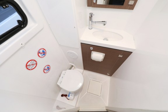 Image of Titan yacht #33