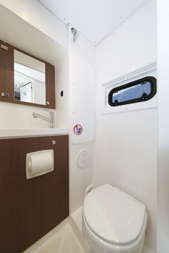 Image of Titan yacht #38