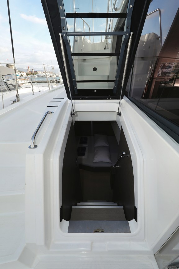 Image of Titan yacht #46