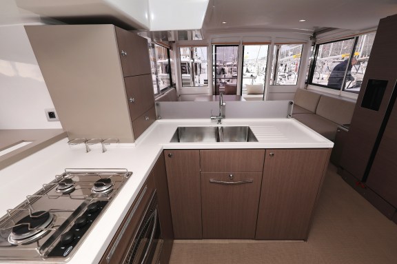 Image of Titan yacht #42