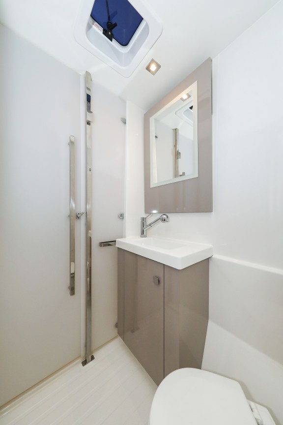 Image of Macho yacht #40