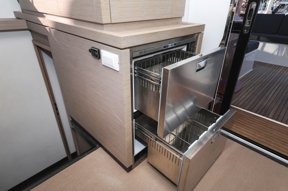 Image of Macho yacht #44