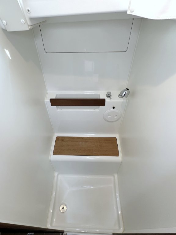 Image of Flip yacht #16