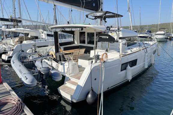 Image of Vaiana yacht #10