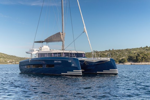 Image of Uno yacht #3