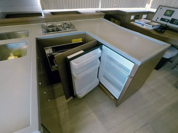 Image of Zuzo II yacht #15