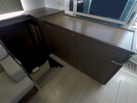 Image of Zuzo II yacht #17