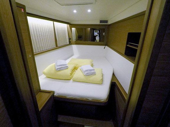 Image of Zuzo II yacht #21