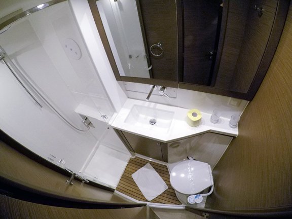 Image of Zuzo II yacht #24